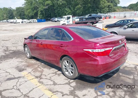 2016 Toyota Camry Se z USA, uszkodzony, nr VIN 4T1BF1FKXGU584721